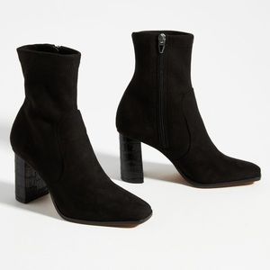 Dolce Vita Petya Boots in Black Stella Suede